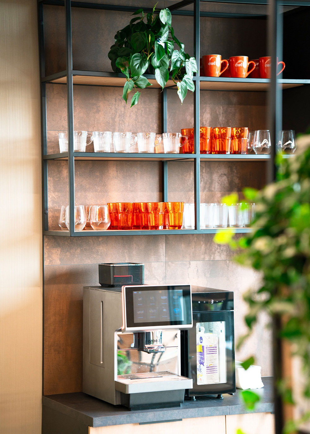 Oferta pracy Arrival Service Specialist with Spanish, EWL GROUP, Warszawa