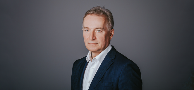employee photo