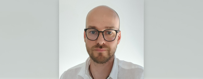 employee photo