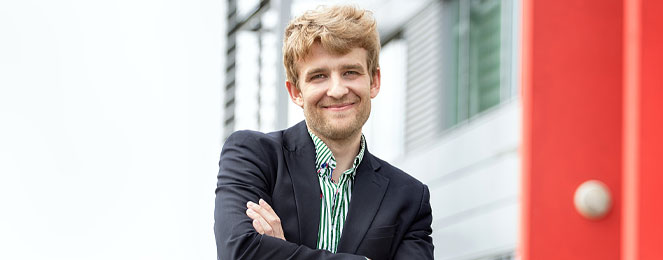 employee photo